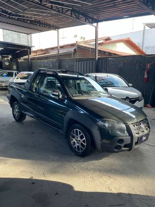 FIAT STRADA 1.8 MPI ADVENTURE CE 16V FLEX 2P MANUAL FIAT STRADA 1.8 MPI ADVENTURE CE 16V FLEX 2P MANUAL